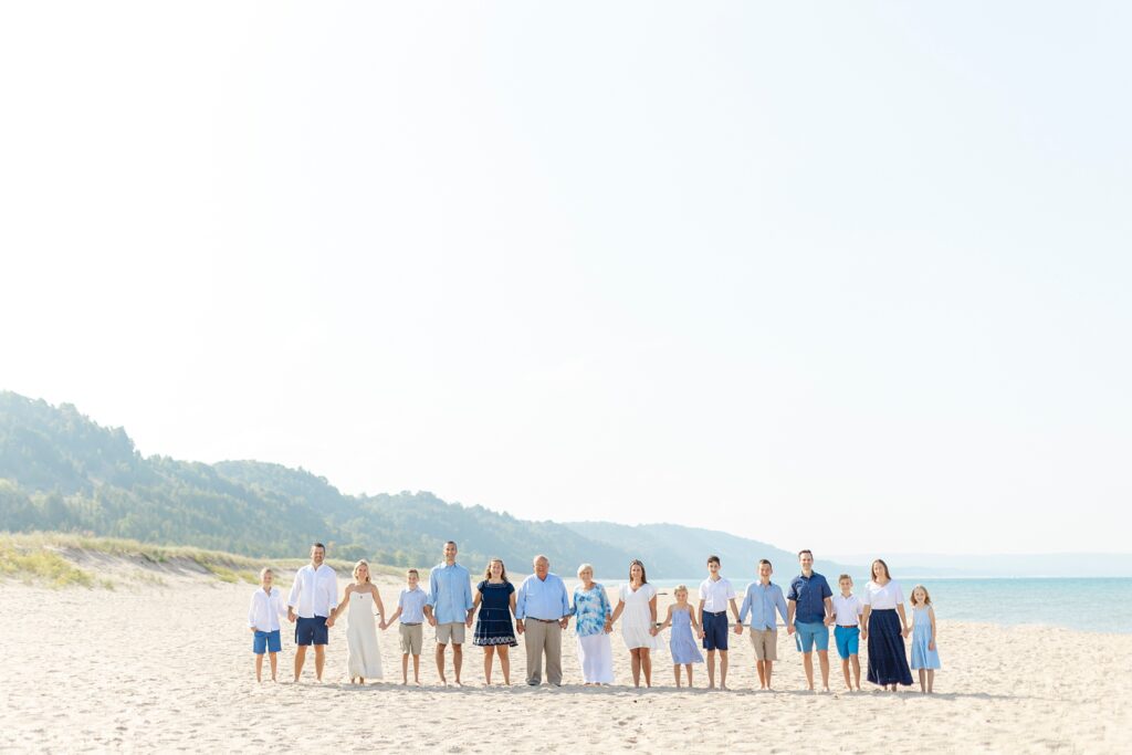 Expert Tips: How to Plan and Prepare for Extended Family Photos